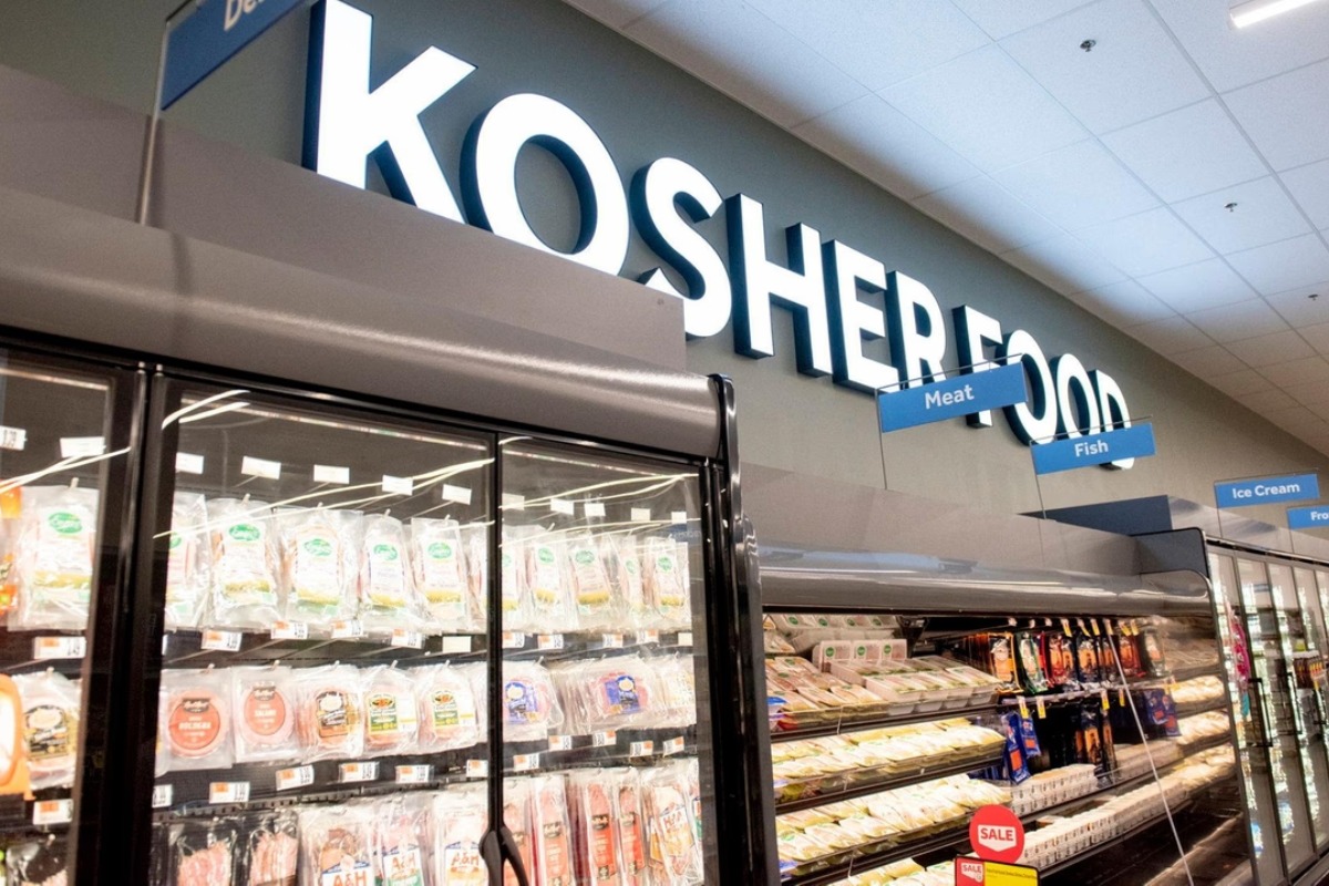 Các sản phẩm Kosher đa dạng từ các sản phẩm thịt, cá, rượu,.. rất phổ biến trong siêu thị của Mỹ