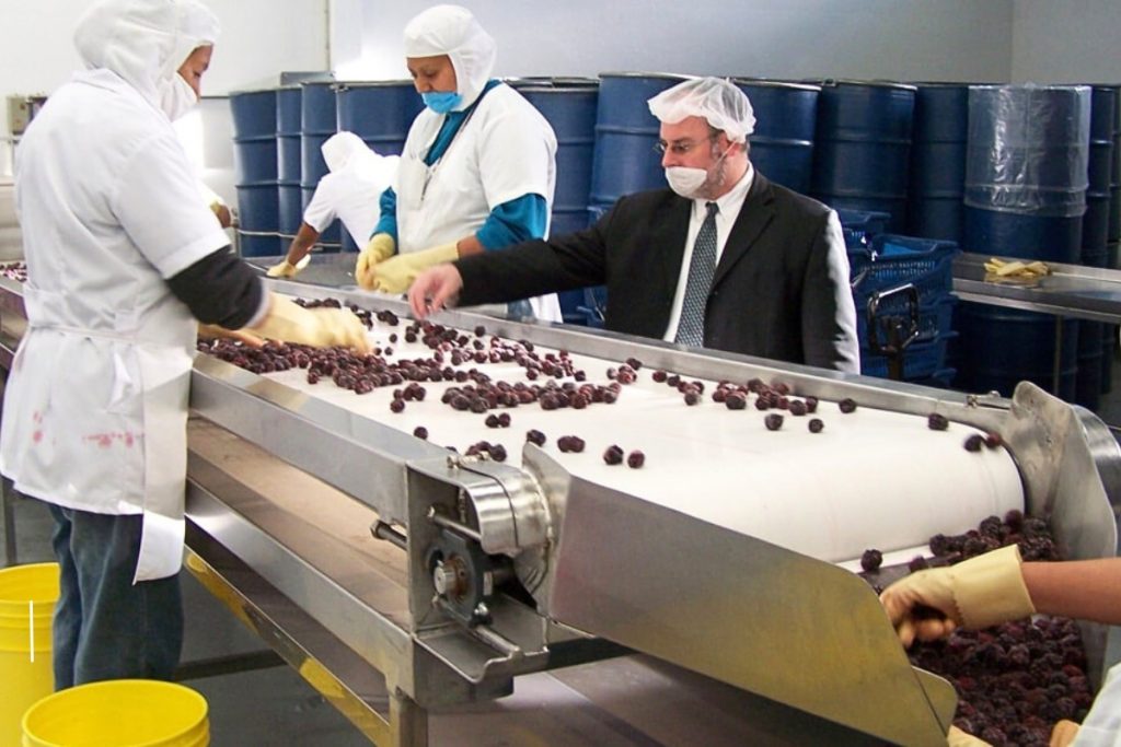 Giám sát kosher không chỉ việc thẩm định hồ sơ mà còn sự hiện diện